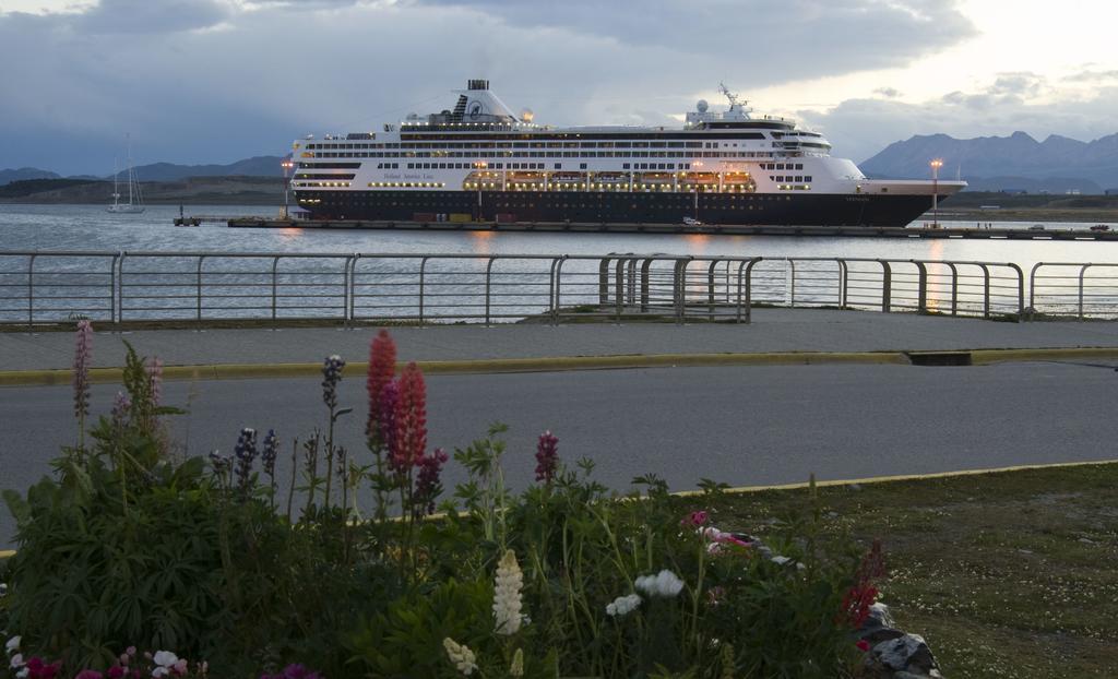 Cilene Del Faro Suites & Spa Ushuaia Exteriör bild
